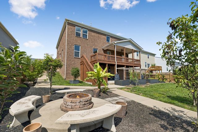 719 Tennypark Ln, Mount Juliet, TN 37122