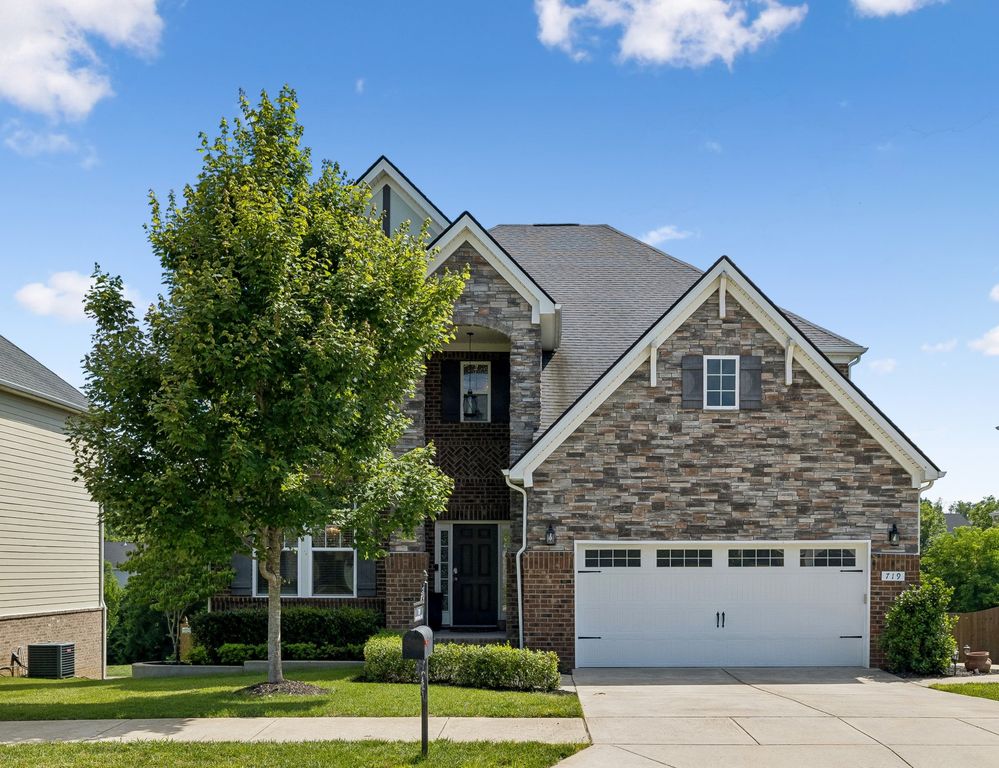 719 Tennypark Ln, Mount Juliet, TN 37122