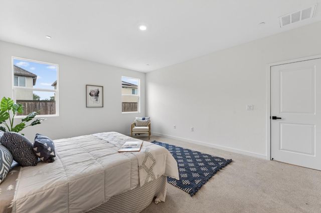 1531 Minories Dr, Olivehurst, CA 95961