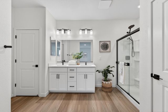 1531 Minories Dr, Olivehurst, CA 95961