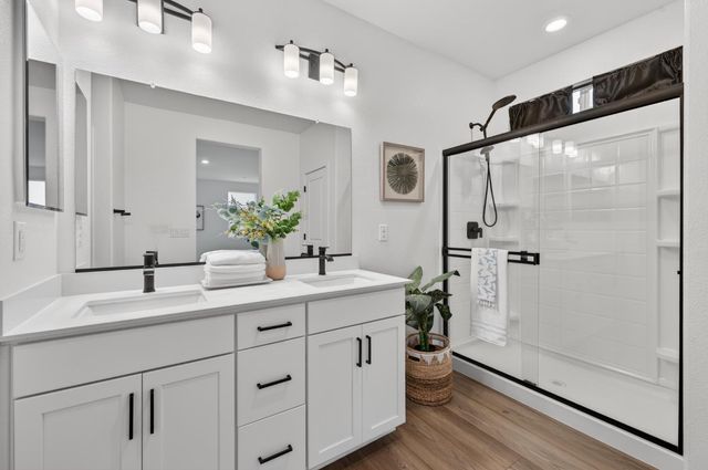 1531 Minories Dr, Olivehurst, CA 95961