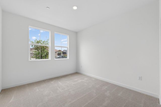 1531 Minories Dr, Olivehurst, CA 95961