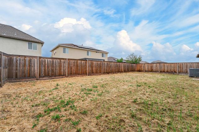 1531 Minories Dr, Olivehurst, CA 95961