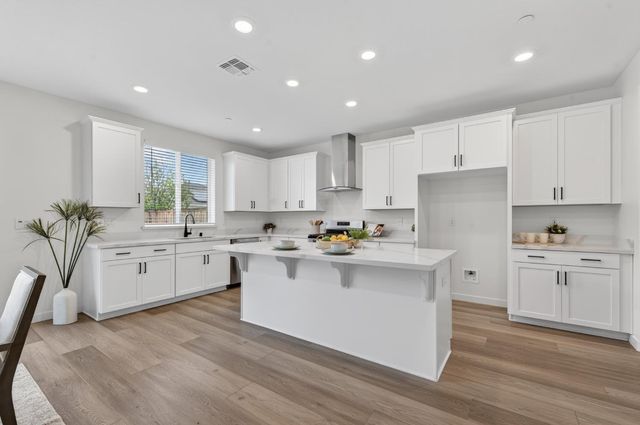 1531 Minories Dr, Olivehurst, CA 95961