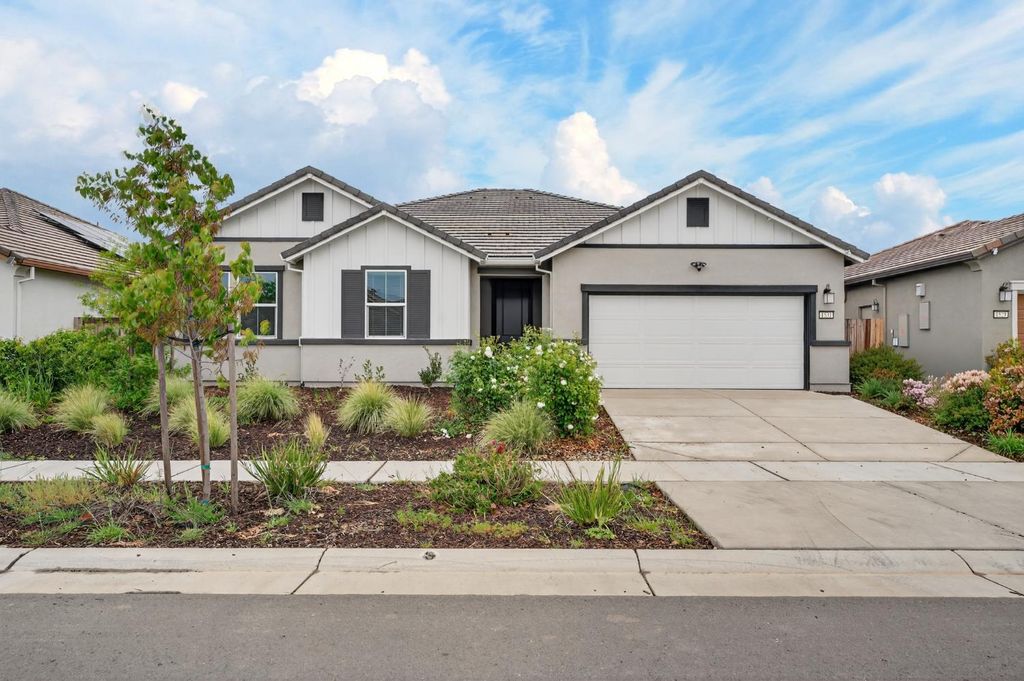 1531 Minories Dr, Olivehurst, CA 95961