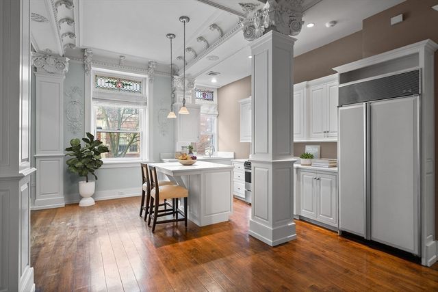 8 Garrison St 104, Boston, MA 02116