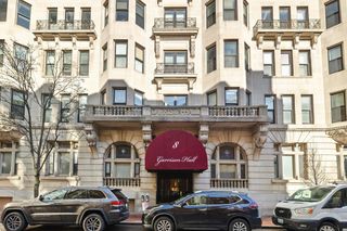 8 Garrison St 104, Boston, MA 02116