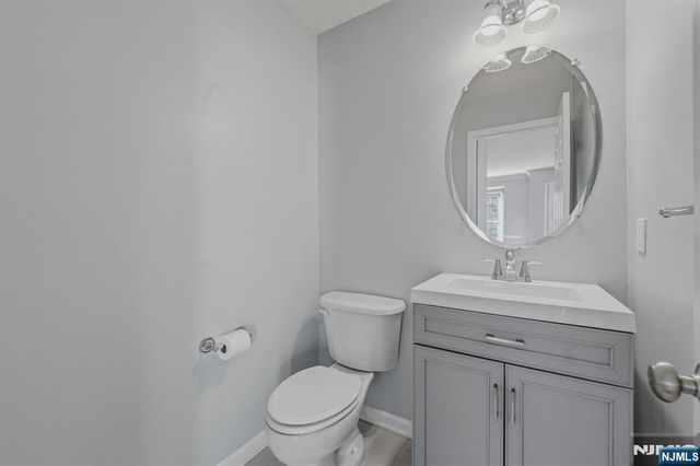 2 Marina, Bayonne, NJ 07002