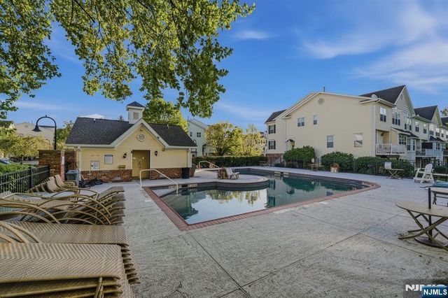2 Marina, Bayonne, NJ 07002