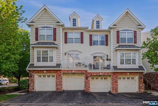 2 Marina, Bayonne, NJ 07002