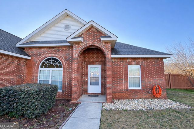 108 Manchester Lane, Byron, GA 31008