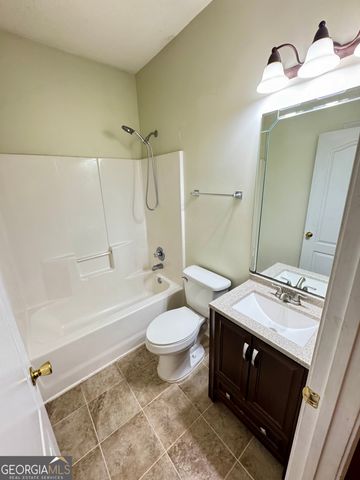 108 Manchester Lane, Byron, GA 31008