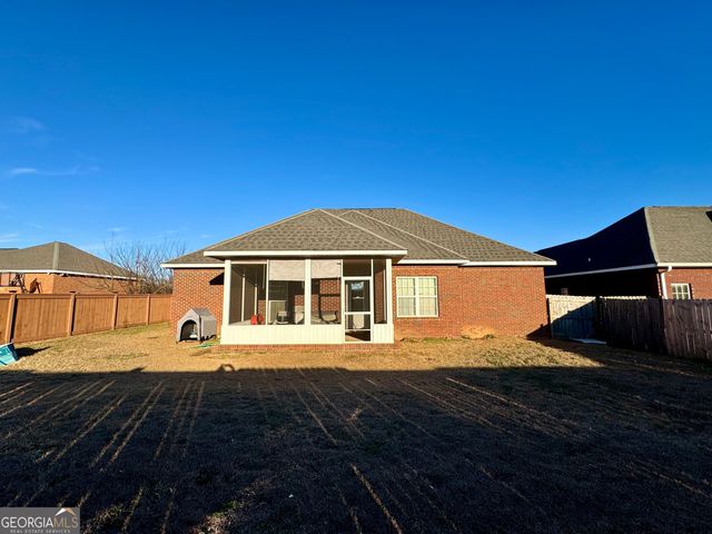 108 Manchester Lane, Byron, GA 31008