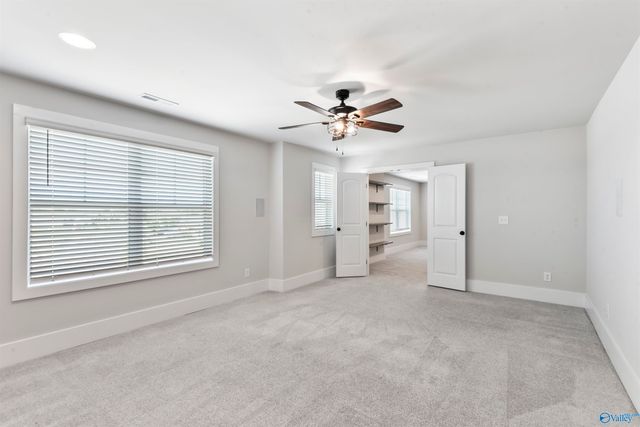 211 Cherry Laurel Drive, Hazel Green, AL 35750