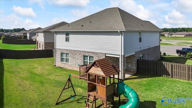 211 Cherry Laurel Drive, Hazel Green, AL 35750