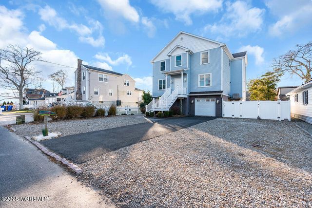 218 Grover Road, Toms River, NJ 08753