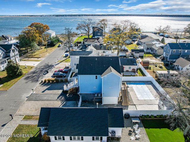 218 Grover Road, Toms River, NJ 08753