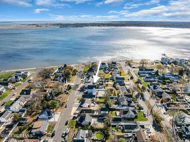 218 Grover Road, Toms River, NJ 08753