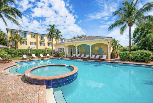 3830 NW 5th Terrace, Boca Raton, FL 33431