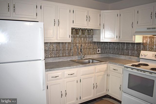 118 LEXINGTON DR, Little Egg Harbor Twp, NJ 08087