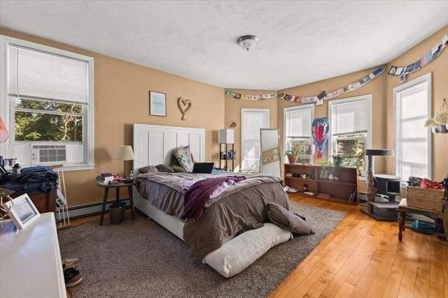 484-486 Main St, Bridgewater, MA 02324