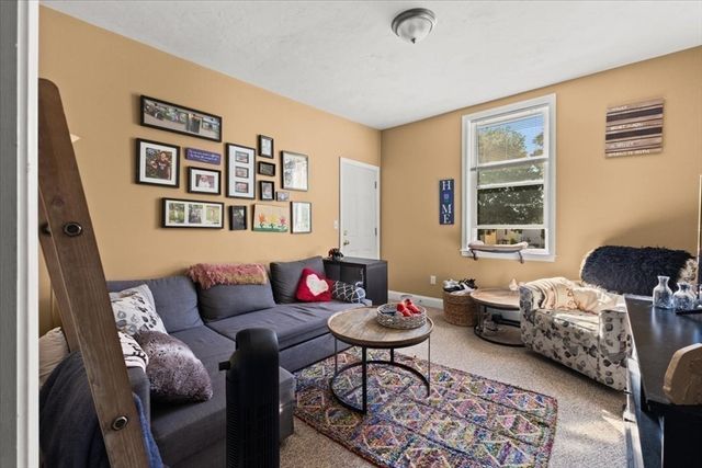 484-486 Main St, Bridgewater, MA 02324