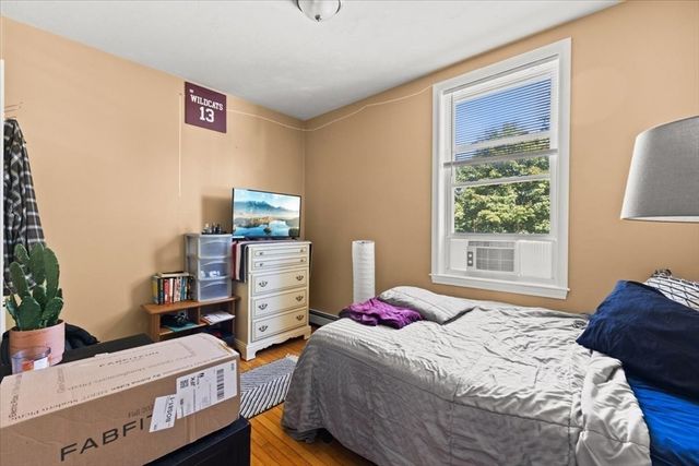 484-486 Main St, Bridgewater, MA 02324