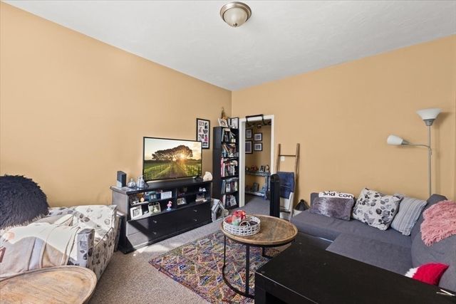 484-486 Main St, Bridgewater, MA 02324