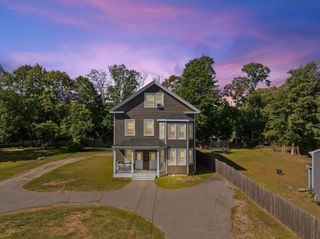 484-486 Main St, Bridgewater, MA 02324