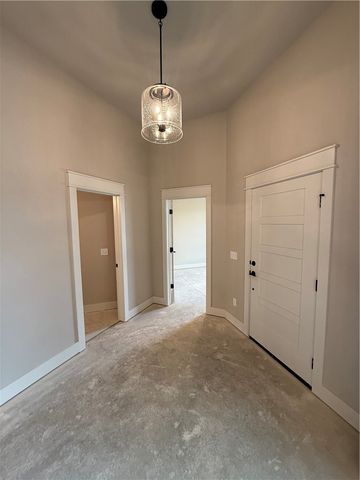 206 Doral Drive, Cave Springs, AR 72718