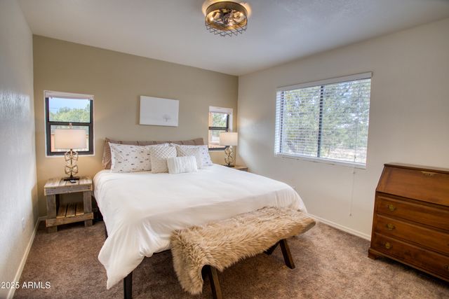 2024 Silver Creek Drive, Show Low, AZ 85901