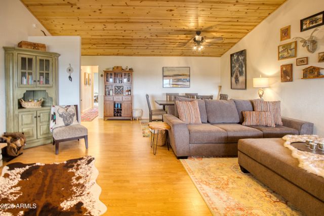 2024 Silver Creek Drive, Show Low, AZ 85901