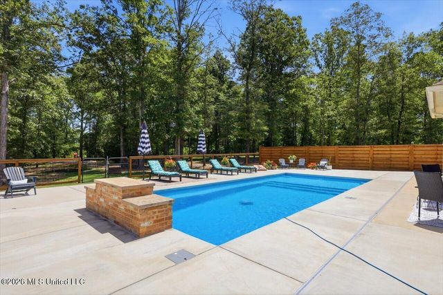 736 Clover Ridge Way, Brandon, MS 39047
