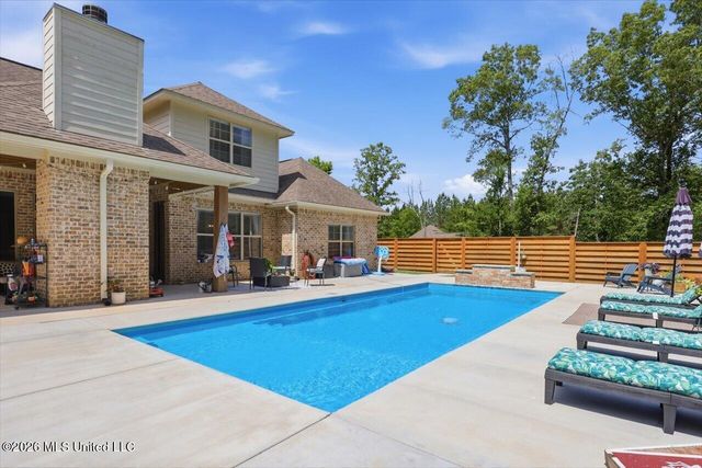 736 Clover Ridge Way, Brandon, MS 39047