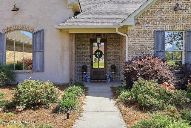 736 Clover Ridge Way, Brandon, MS 39047