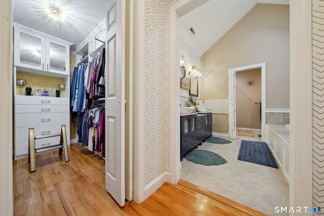 4 Nursery Street, Norwalk, CT 06850