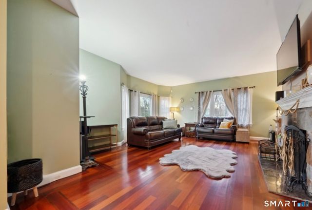 4 Nursery Street, Norwalk, CT 06850