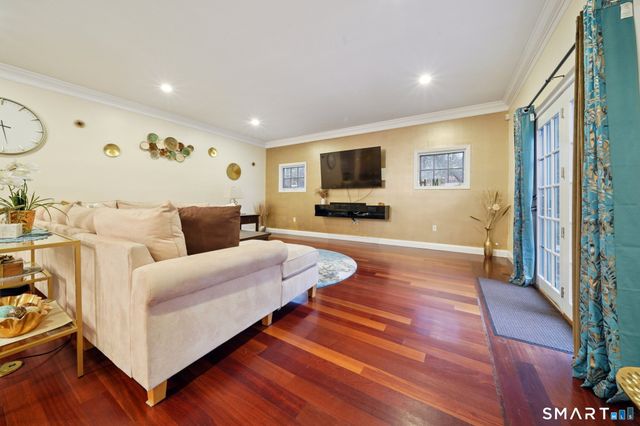 4 Nursery Street, Norwalk, CT 06850