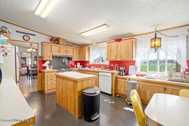 3520 West CRANSTON AVE, Hayden, ID 83835