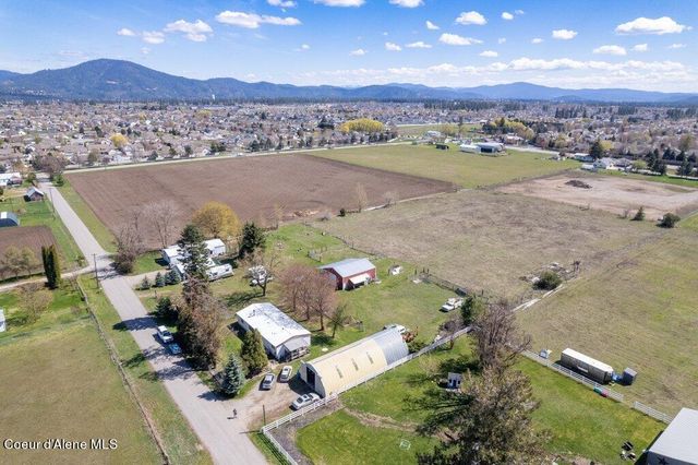 3520 West CRANSTON AVE, Hayden, ID 83835