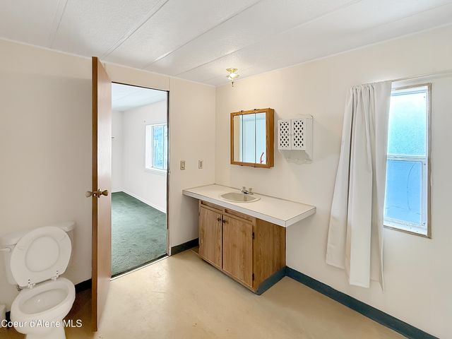 3520 West CRANSTON AVE, Hayden, ID 83835