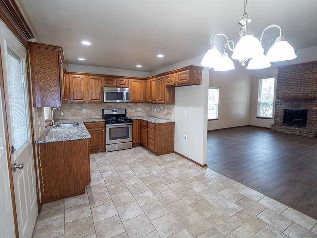 621 SW 150th Street, Oklahoma City, OK 73170