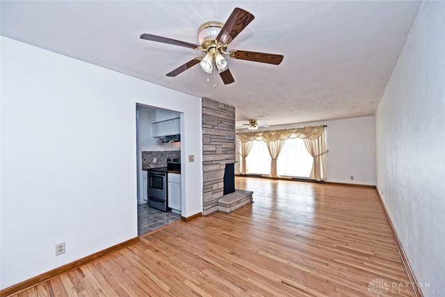 2801 S Springfield Jamestown Street, Springfield, OH 45505