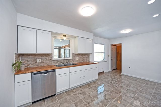 2801 S Springfield Jamestown Street, Springfield, OH 45505