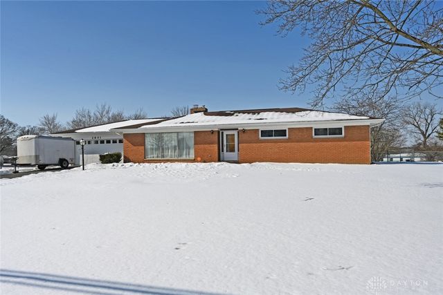 2801 S Springfield Jamestown Street, Springfield, OH 45505