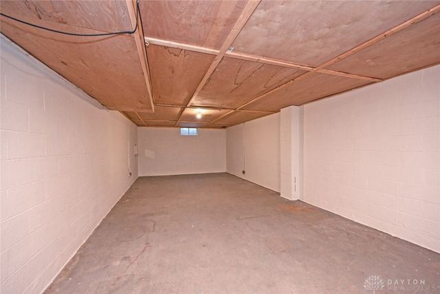 2801 S Springfield Jamestown Street, Springfield, OH 45505