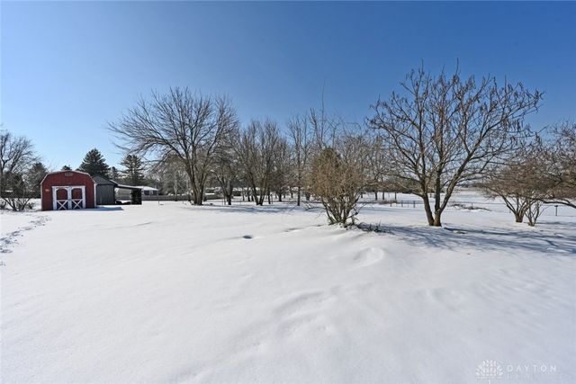 2801 S Springfield Jamestown Street, Springfield, OH 45505