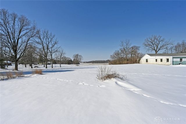 2801 S Springfield Jamestown Street, Springfield, OH 45505