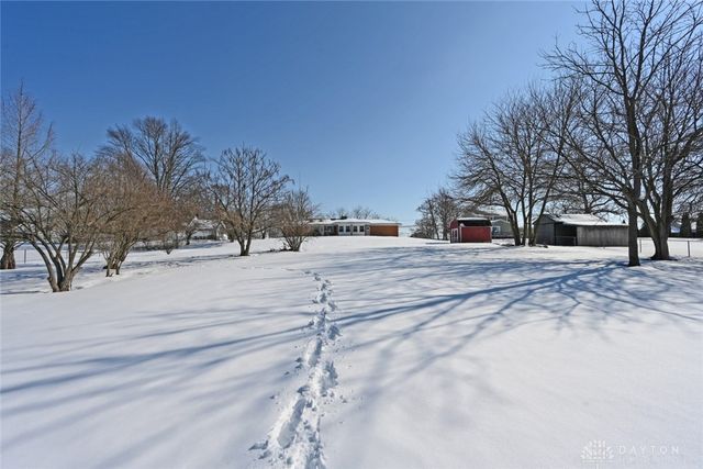 2801 S Springfield Jamestown Street, Springfield, OH 45505