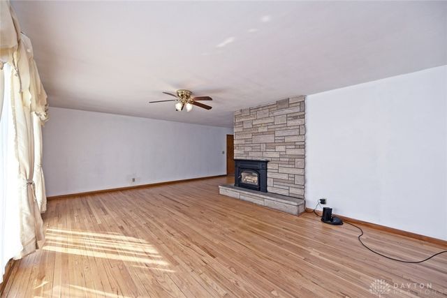 2801 S Springfield Jamestown Street, Springfield, OH 45505